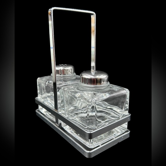 Clear Table craft glass set salt and pepper. - Picture 6 of 8